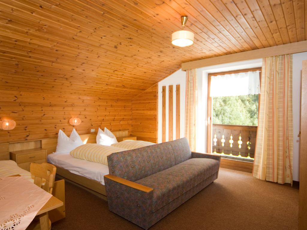 Pension & Appartament Anna Predoi Habitación foto